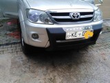 Toyota Fortuner  2006