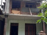 ගනේමුල්ල නගර මධ්‍යයයේ දෙමහල් නිවසක් විකිණිමට