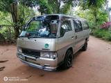 Nissan Caravan 2000