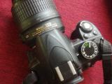 NIKON D 3100