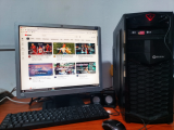HP Computer with a Damro Table