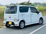 Airport Taxi Cabs Booking | Holiday Lanka Tours | Special Offer | SLCS Travels and Tours Your Travel Patner